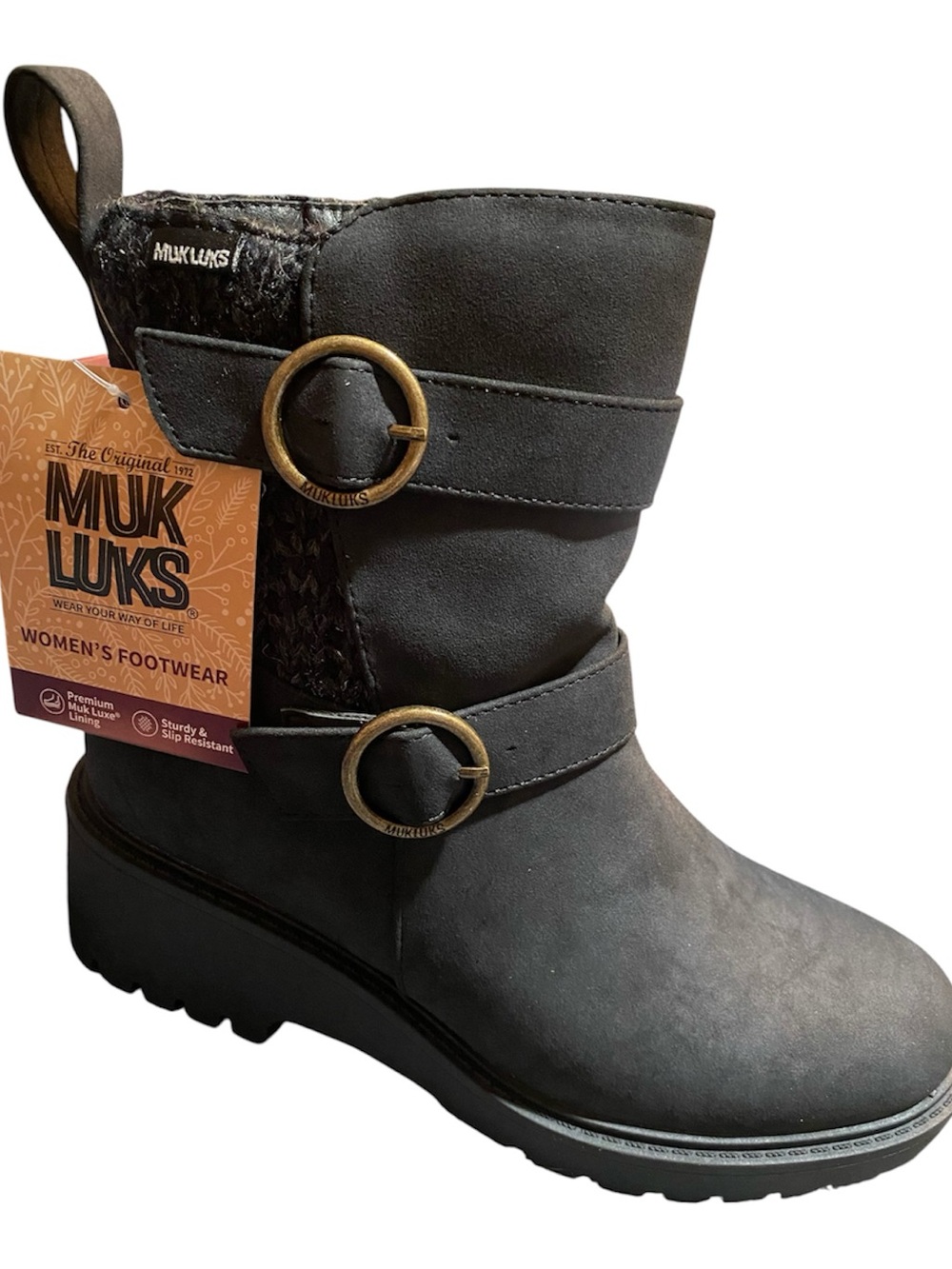 Muk Luks Woman’s size 7 Finley Faith Y2K inspired chunky sole-New with Tag